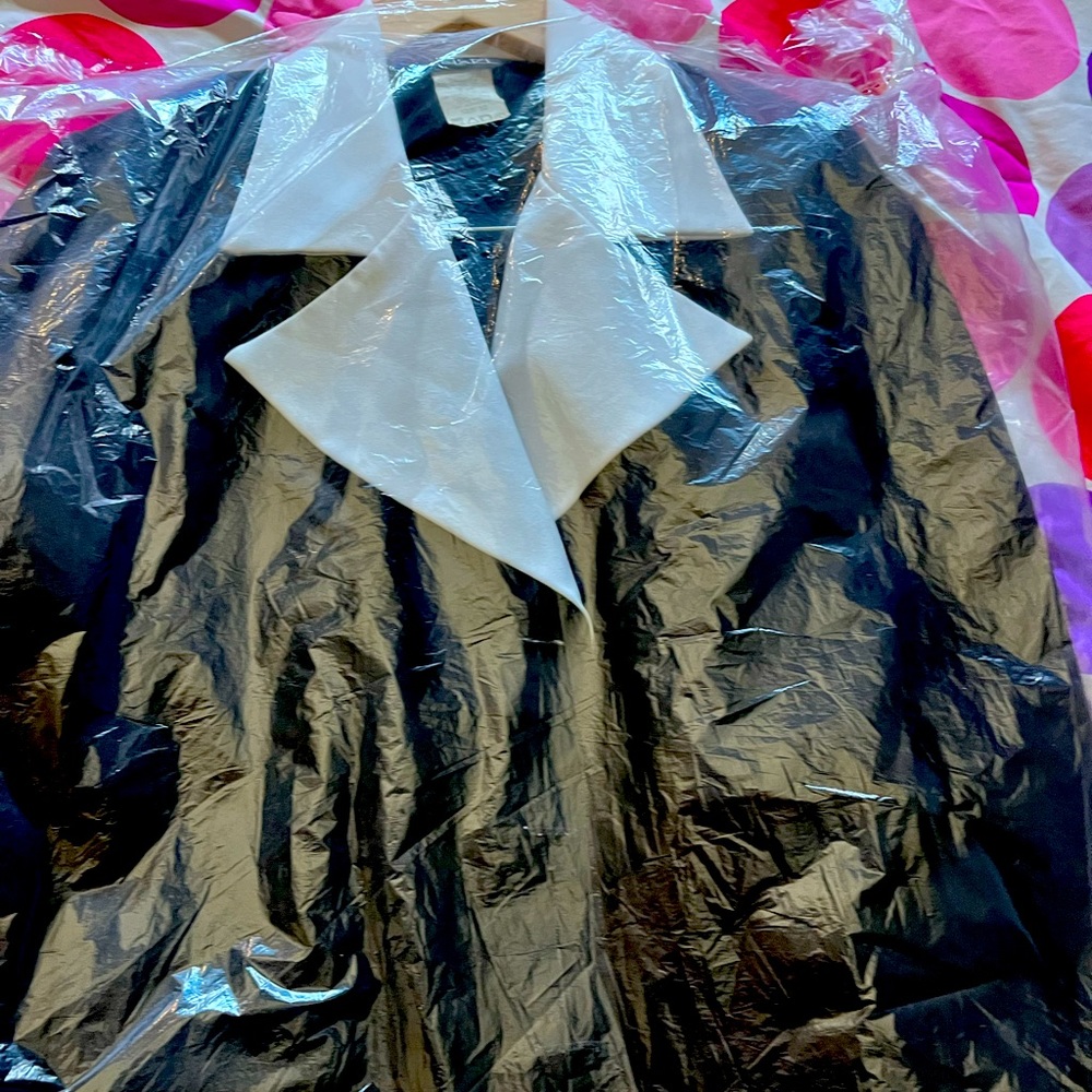 Helen Blake, Size 12, “Tuxedo-style” women’s suit.